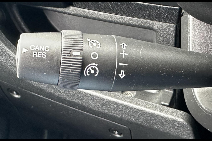 Peugeot Boxer 335 2.2 BlueHDi 140pk L2H2 Trekhaak|navi|airco