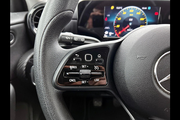 Mercedes-Benz A-Klasse 200 NAVI | CRUISE | 18” AMG | STOELVERWARMING