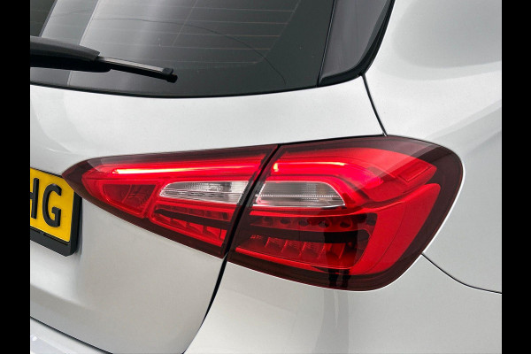 Mercedes-Benz A-Klasse 200 NAVI | CRUISE | 18” AMG | STOELVERWARMING