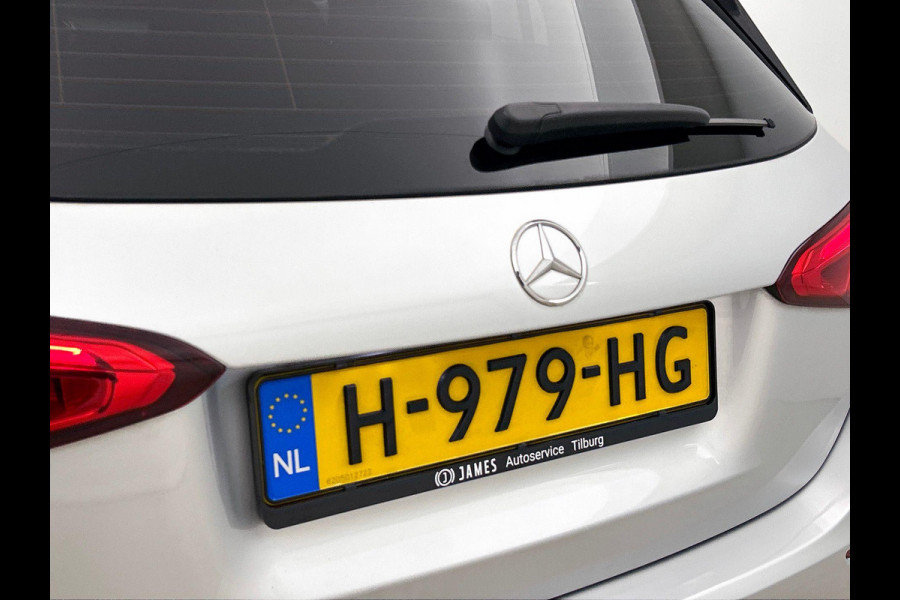 Mercedes-Benz A-Klasse 200 NAVI | CRUISE | 18” AMG | STOELVERWARMING