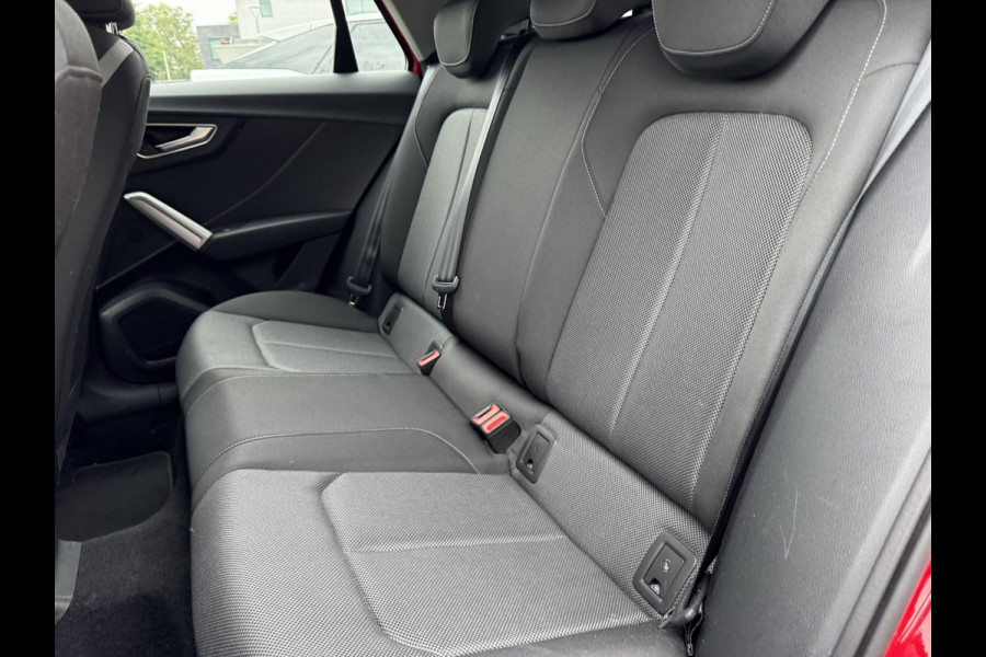Audi Q2 35 TFSI S Edition 150pk Automaat | Afneembare Trekhaak | Stoelverwarming | Navigatie | Climate control