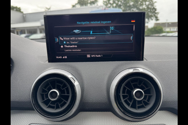 Audi Q2 35 TFSI S Edition 150pk Automaat | Afneembare Trekhaak | Stoelverwarming | Navigatie | Climate control