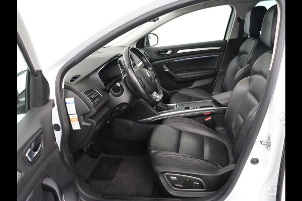 Renault Mégane 1.3 TCe Business Edition One | Leder | Stoelverwarming | Adaptive cruise | Camera | Carplay | Keyless | Full LED | Navigatie | Park Assist | Dodehoek detectie | Climate control