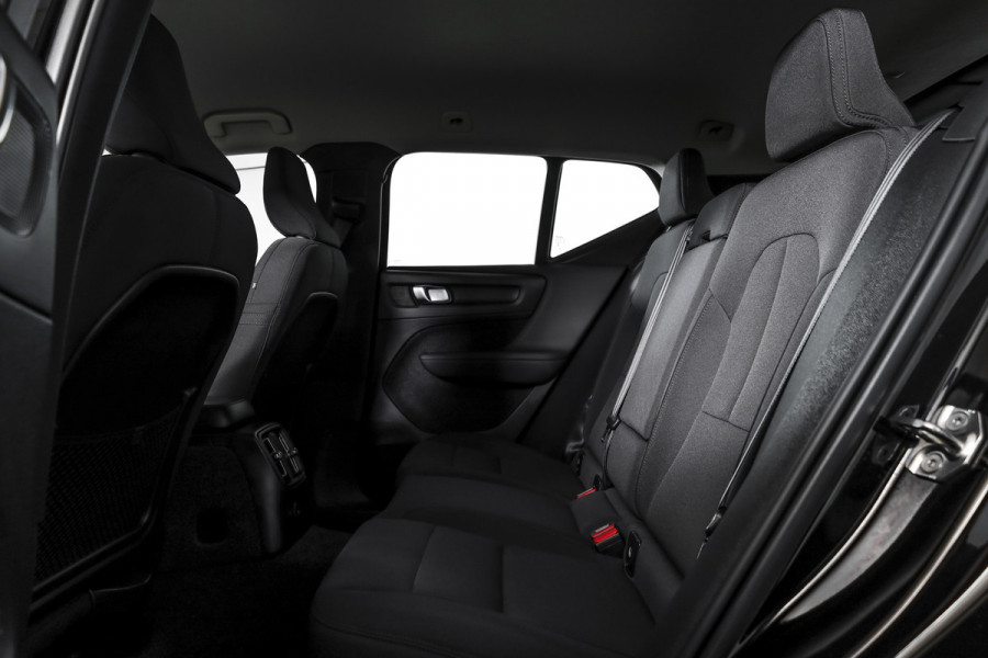 Volvo XC40 1.5 T4 Recharge Inscription Expression | Dig. Cockpit | Cruise | Stoel-+Stuurverw. | PDC | Camera | NAV + App. Connect | ECC | Elek. Klep | LM 18"  | 5726