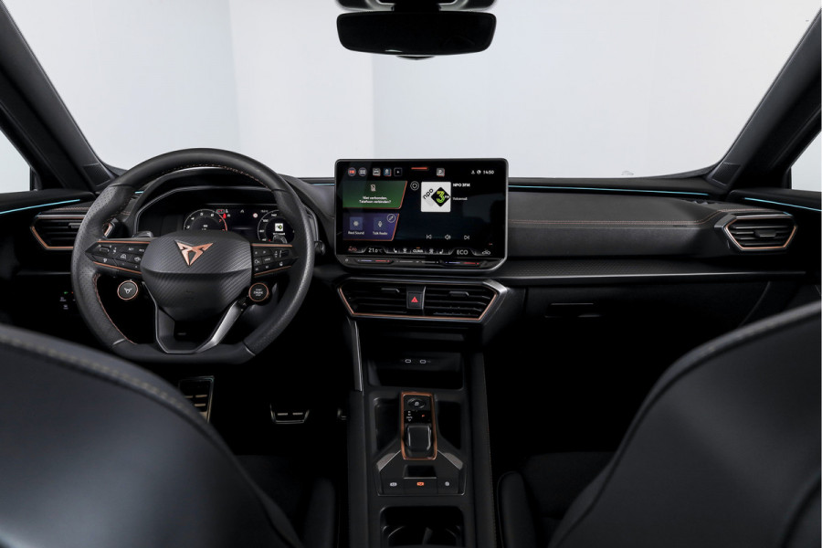 CUPRA Formentor 1.5 TSI e-Hybrid 204 PK Business | Dig. Cockpit | Adapt. Cruise | Stoel-+stuurverw. | Elek. Klep | PDC | Camera | NAV+App. Connect | ECC | LM 18" | 1153