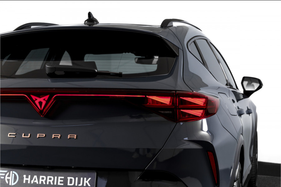 CUPRA Formentor 1.5 TSI e-Hybrid 204 PK Business | Dig. Cockpit | Adapt. Cruise | Stoel-+stuurverw. | Elek. Klep | PDC | Camera | NAV+App. Connect | ECC | LM 18" | 1153
