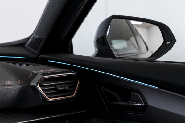 CUPRA Formentor 1.5 TSI e-Hybrid 204 PK Business | Dig. Cockpit | Adapt. Cruise | Stoel-+stuurverw. | Elek. Klep | PDC | Camera | NAV+App. Connect | ECC | LM 18" | 1153