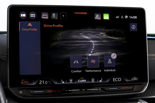 CUPRA Formentor 1.5 TSI e-Hybrid 204 PK Business | Dig. Cockpit | Adapt. Cruise | Stoel-+stuurverw. | Elek. Klep | PDC | Camera | NAV+App. Connect | ECC | LM 18" | 1153