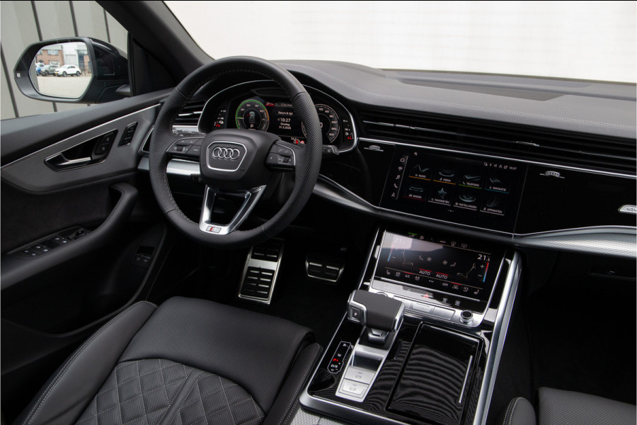 Audi Q8 60 TFSI e quattro Competition Head-up, RS stoelen, Massage, Achterasbesturing, 23"
