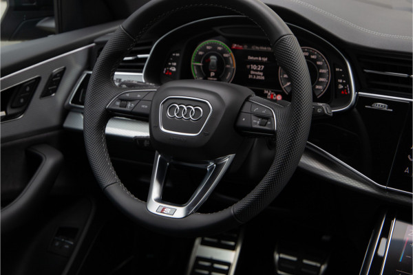 Audi Q8 60 TFSI e quattro Competition Head-up, RS stoelen, Massage, Achterasbesturing, 23"