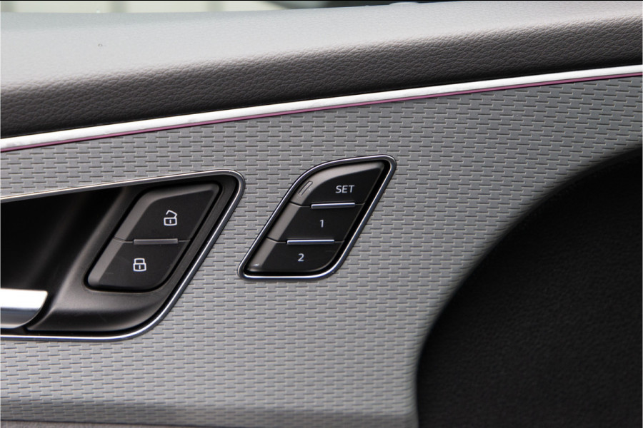 Audi Q8 60 TFSI e quattro Competition Head-up, RS stoelen, Massage, Achterasbesturing, 23"