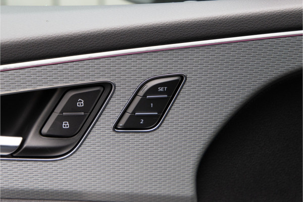 Audi Q8 60 TFSI e quattro Competition Head-up, RS stoelen, Massage, Achterasbesturing, 23"