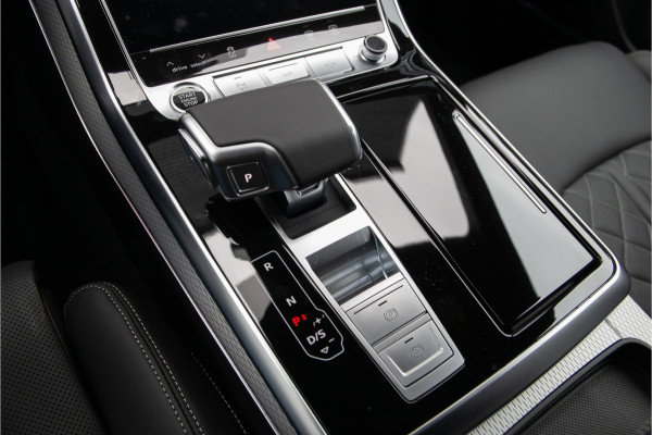 Audi Q8 60 TFSI e quattro Competition Head-up, RS stoelen, Massage, Achterasbesturing, 23"