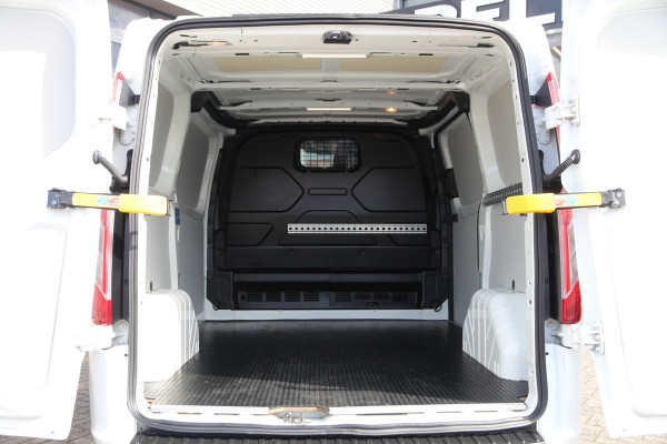 Ford Transit Custom 2.0 TDCI 130 | Aut. | KAR-edition | Stoelverw. | Cruise | Airco..
