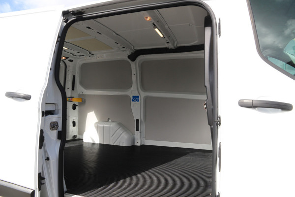 Ford Transit Custom 2.0 TDCI 130 | Aut. | KAR-edition | Stoelverw. | Cruise | Airco..