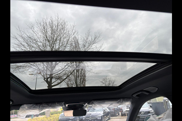 Lynk & Co 08 1.5 More NIEUW MODEL Panoramadak, Camera's, Harman / Kardon geluid installatie