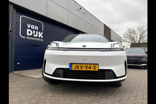 Lynk & Co 08 1.5 More NIEUW MODEL Panoramadak, Camera's, Harman / Kardon geluid installatie