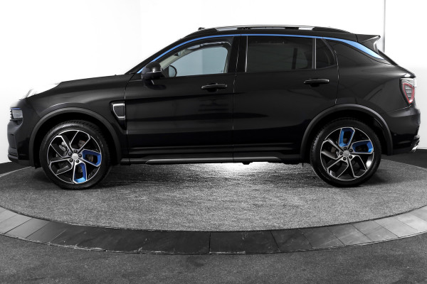 Lynk & Co 01 1.5 PHEV 261PK MY22 | 360 Camera | 7.4 kWh Boordlader | S/K-panodak | Adapt. Cruise | Memory | Elek. klep | Trekhaak | LM 20" |
