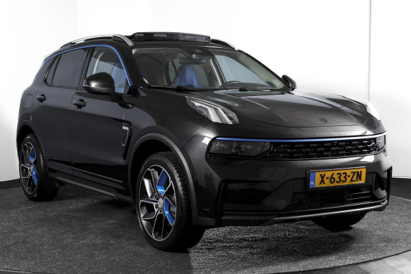 Lynk & Co 01 1.5 PHEV 261PK MY22 | 360 Camera | 7.4 kWh Boordlader | S/K-panodak | Adapt. Cruise | Memory | Elek. klep | Trekhaak | LM 20" |