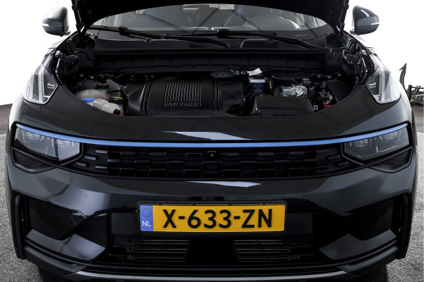 Lynk & Co 01 1.5 PHEV 261PK MY22 | 360 Camera | 7.4 kWh Boordlader | S/K-panodak | Adapt. Cruise | Memory | Elek. klep | Trekhaak | LM 20" |
