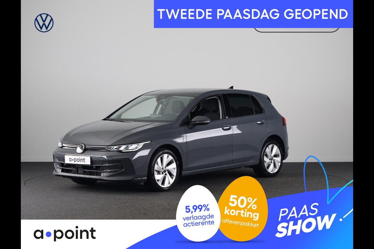 Volkswagen Golf 1.5 eHybrid Life Edition 204 pk Automaat (DSG) | Verlengde garantie | Navigatie | Parkeersensoren (Park assist) | Achteruitrijcamera | Keyless |