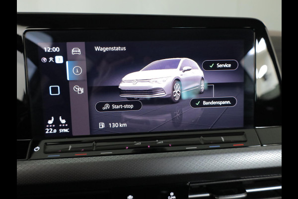Volkswagen Golf 1.0 eTSI Life Active 110 pk Automaat (DSG) | Verlengde garantie | Navigatie | Parkeersensoren | Achteruitrijcamera | Autom. airco (3 zones) | Stoelverwarming |