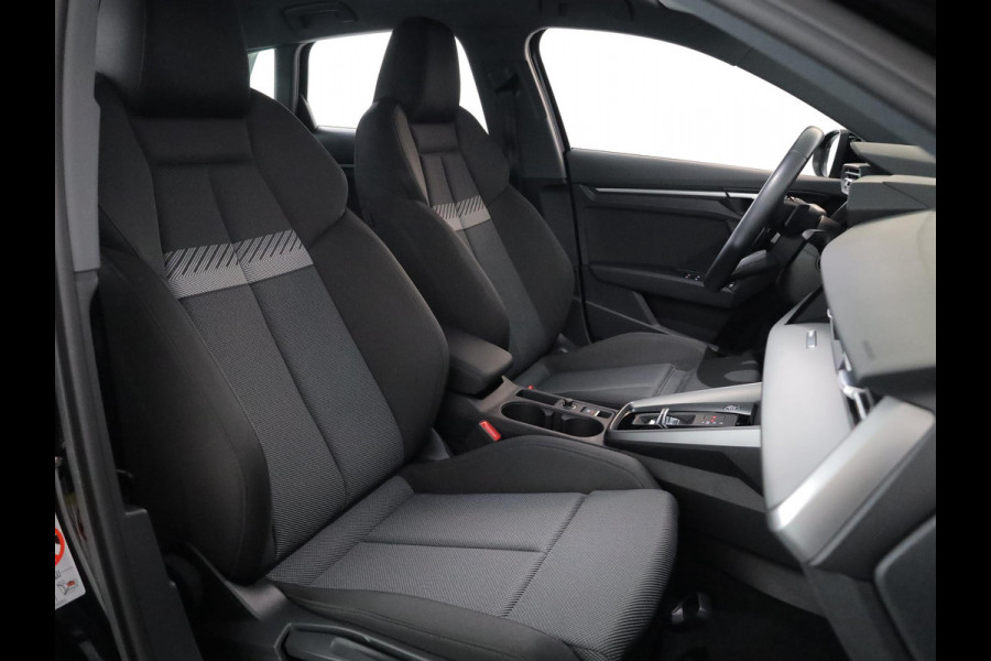 Audi A3 Sportback 40 TFSI e Advanced edition Hybrid 204pk| 17'LM-velgen| Navi| Full LED|Parksensors