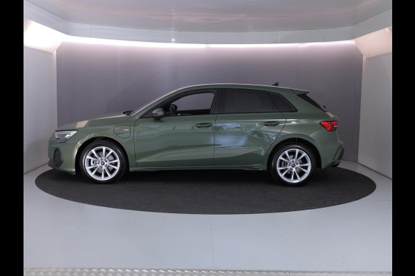 Audi A3 Sportback 40 TFSI e S edition 204 pk S-tronic | Verlengde garantie | Navigatie | Parkeersensoren (Park assist) | Achteruitrijcamera | Adaptieve cruise control | Stoelverwarming | S-Line |