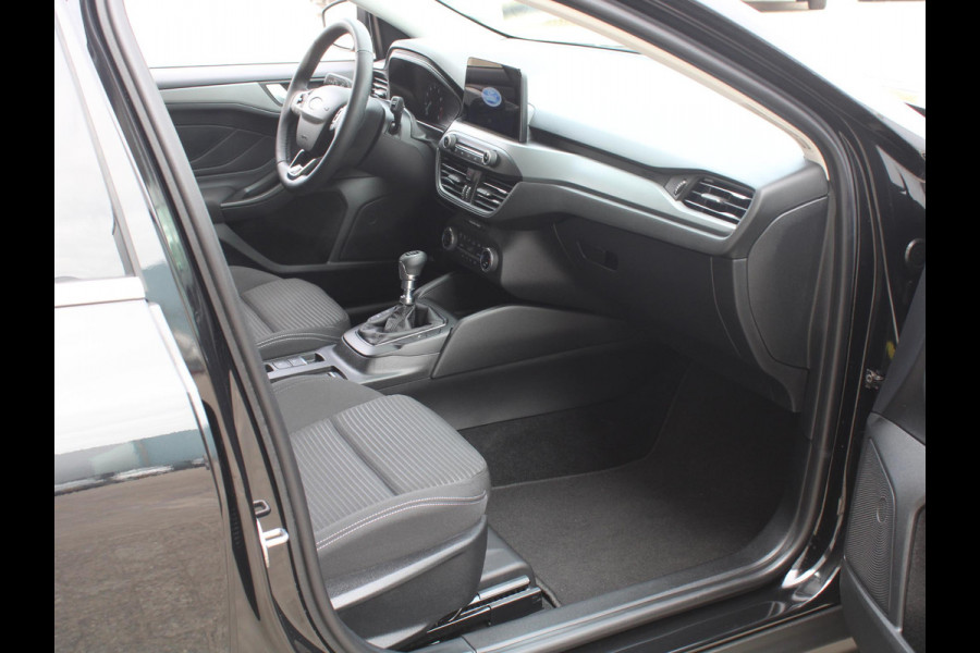 Ford Focus 1.0 EcoBoost Hybrid Titanium Style