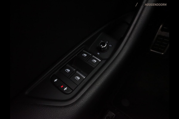 Audi A4 Avant 35 TFSI Sport 3x S line (PREMIUM KLEUR,TREKHAAK,STOELVERWARMING,PARKEERSENSOREN,NAVIGATIE,CRUISE,LED,TOPCONDITIE)