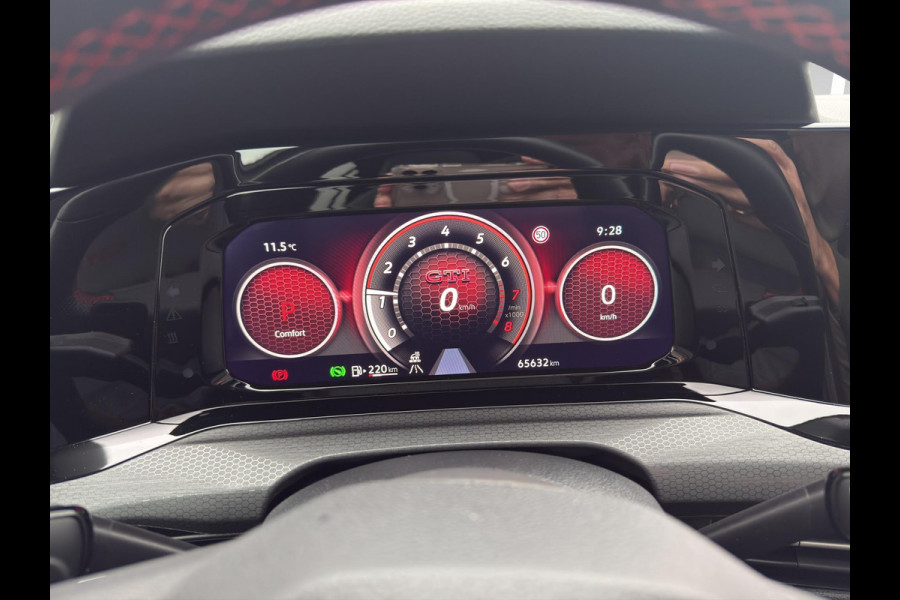 Volkswagen Golf 2.0 TSI GTI 5Drs | Pano | Leer | Memory | H&K | Head-Up | Stoel & Stuur verwarming |