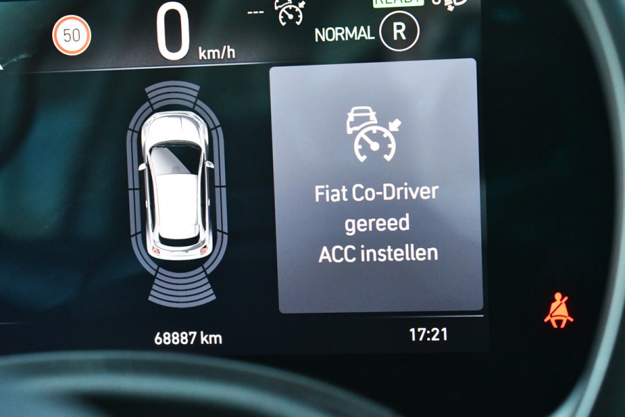 Fiat 500C La Prima 42 kWh Celestial Blue incl-Winterset ACC Stoelverw Camera Carplay
