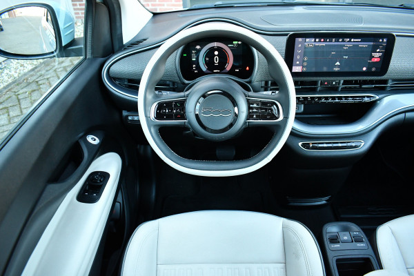 Fiat 500C La Prima 42 kWh Celestial Blue incl-Winterset ACC Stoelverw Camera Carplay
