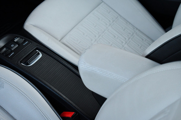 Fiat 500C La Prima 42 kWh Celestial Blue incl-Winterset ACC Stoelverw Camera Carplay