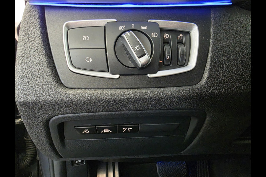 BMW 3 Serie 318i M-Sport Corporate Lease Automaat – Pano – HUD – Leder – Camera – NAP –