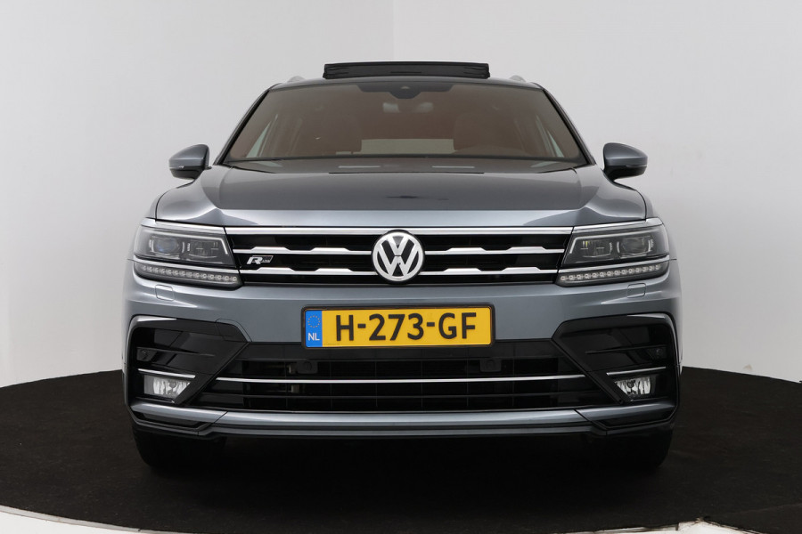 Volkswagen Tiguan Allspace 1.5 TSI Highline Business R (PANORAMADAK, TREKHAAK, STOELVERWARMING, DIGITALE COCKPIT)