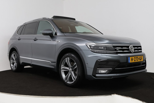 Volkswagen Tiguan Allspace 1.5 TSI Highline Business R (PANORAMADAK, TREKHAAK, STOELVERWARMING, DIGITALE COCKPIT)