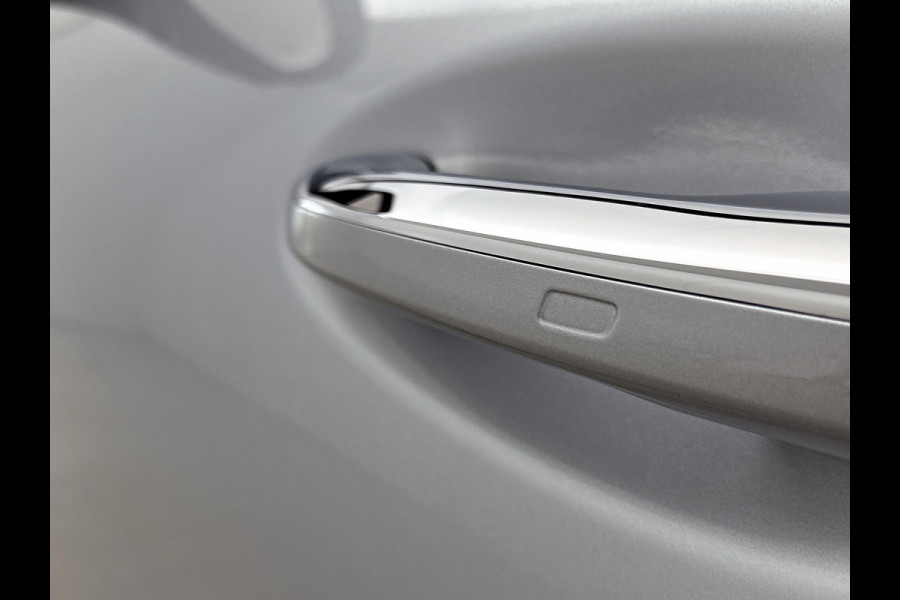 Mercedes-Benz GLC 300e 4MATIC AMG Line Achteruitrijcamera | Panaromadak | Navigatie | Memorypakket | alarm klasse 3 Inclusief 24 maanden Mercedes-Benz Certified garantie voor Europa.