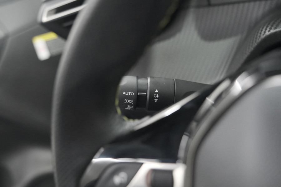 Peugeot 208 PureTech 100 GT | Camera | Navigatie | Apple Carplay | Parkeersensoren