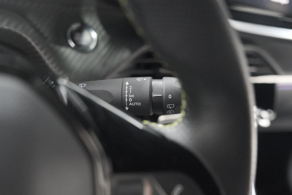 Peugeot 208 PureTech 100 GT | Camera | Navigatie | Apple Carplay | Parkeersensoren