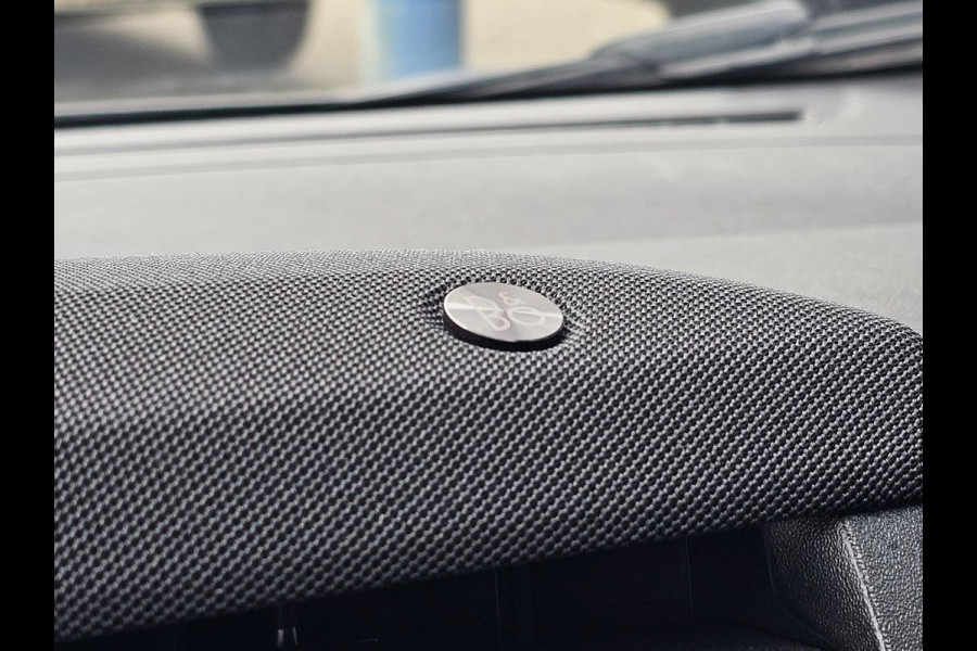 Ford Puma Gen-E Premium 44 kWh 168pk | Driver Assistance Pack | Contrasterend dak in zwart