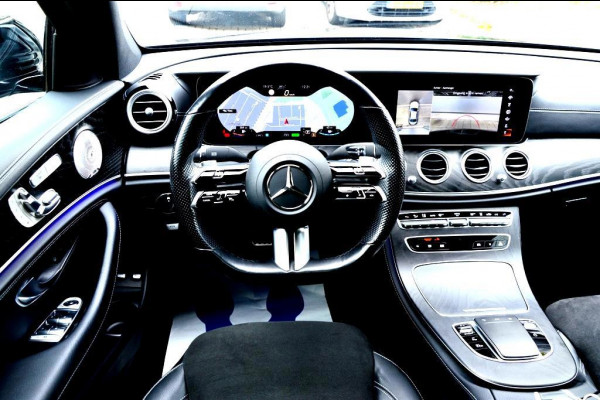 Mercedes-Benz E-Klasse 300 e AMG LEDER/NAVI/PANO/BURMESTER®