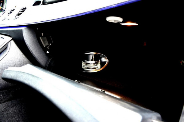 Mercedes-Benz E-Klasse 300 e AMG LEDER/NAVI/PANO/BURMESTER®