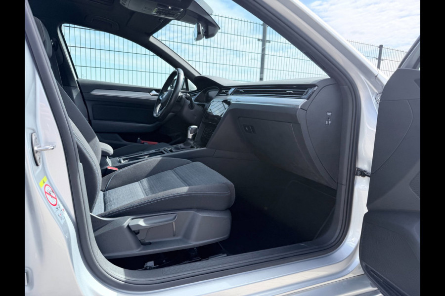 Volkswagen Passat Variant 1.4 TSI PHEV GTE Business| Carplay | PANO| Navi |Dealer onderhouden