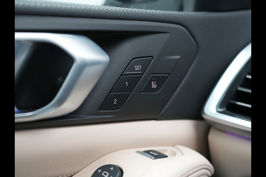 BMW X5 xDrive45e X Line PHEV 395pk Dealer O.H. | Trekhaak Af Fabriek | Luchtvering | Adaptive Cruise | Head Up | 360 Camera | Adaptief Onderstel | Laser LED | Lederen Sportstoelen Memory & Verwarmd | Sfeerverlichting | Keyless | Plug In H