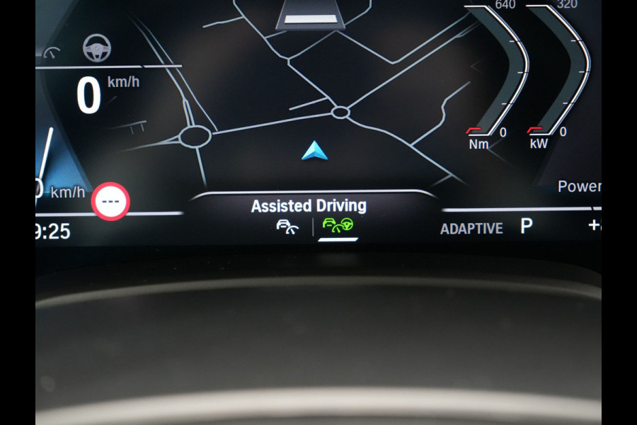 BMW X5 xDrive45e X Line PHEV 395pk Dealer O.H. | Trekhaak Af Fabriek | Luchtvering | Adaptive Cruise | Head Up | 360 Camera | Adaptief Onderstel | Laser LED | Lederen Sportstoelen Memory & Verwarmd | Sfeerverlichting | Keyless | Plug In H