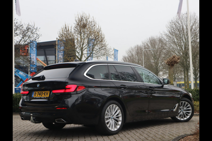 BMW 5 Serie Touring 520i High Executive Edition Trekhaak/ Stoelverw. / Leder