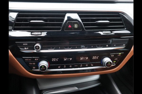 BMW 5 Serie Touring 520i High Executive Edition Trekhaak/ Stoelverw. / Leder