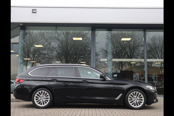 BMW 5 Serie Touring 520i High Executive Edition Trekhaak/ Stoelverw. / Leder