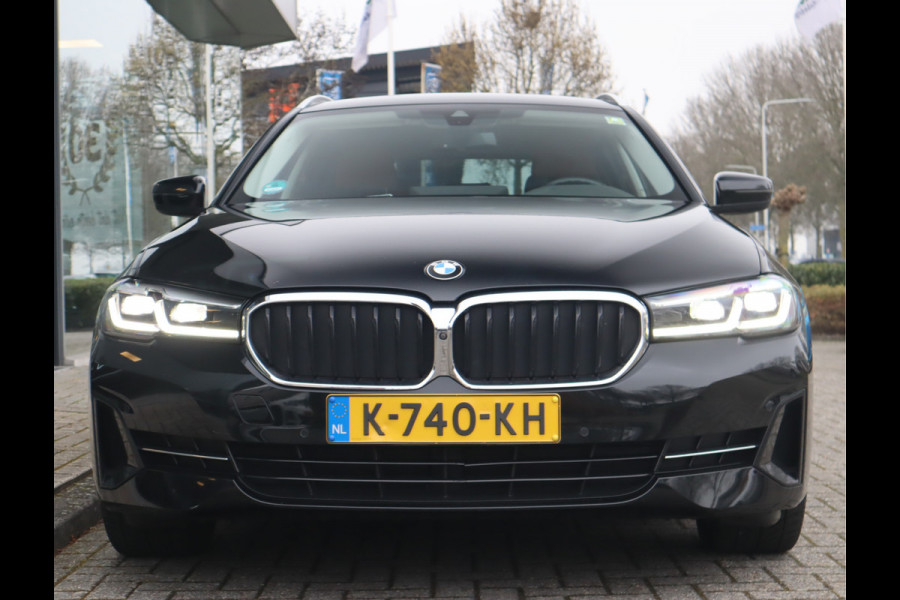 BMW 5 Serie Touring 520i High Executive Edition Trekhaak/ Stoelverw. / Leder